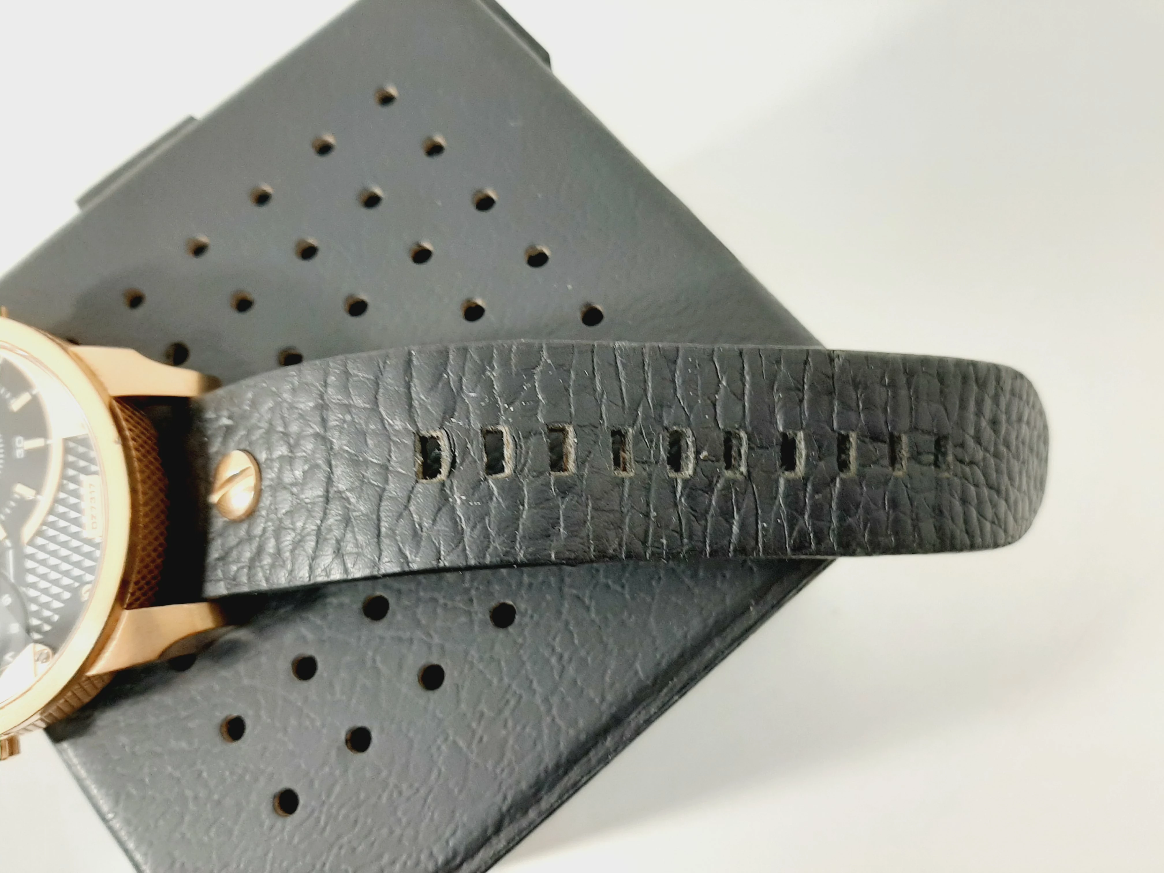 zegarek-diesel-dz7317-szkielko-mineralne