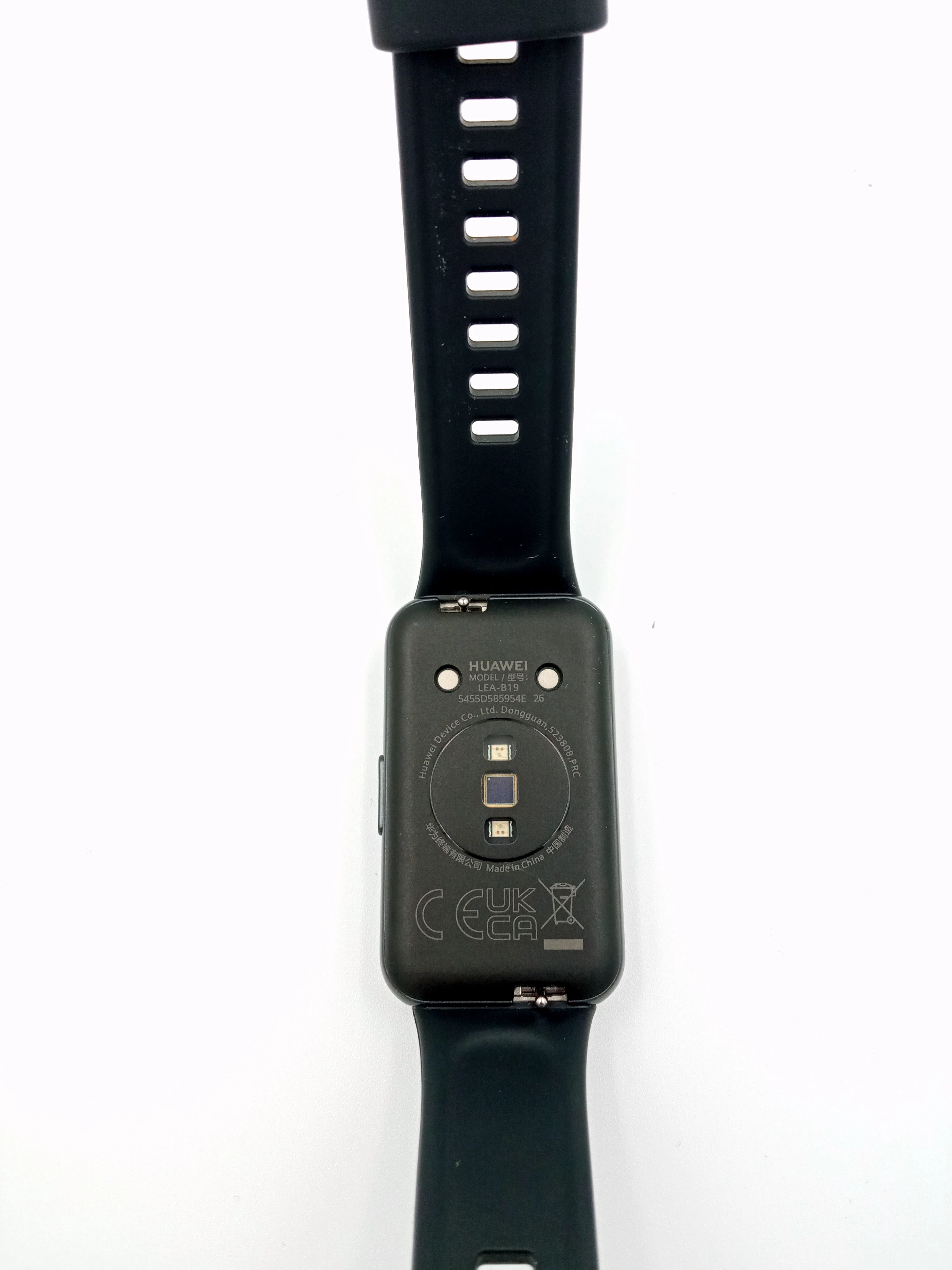 smartband-huawei-band-7-czarny-lea-b19-kpl-zlacza-brak