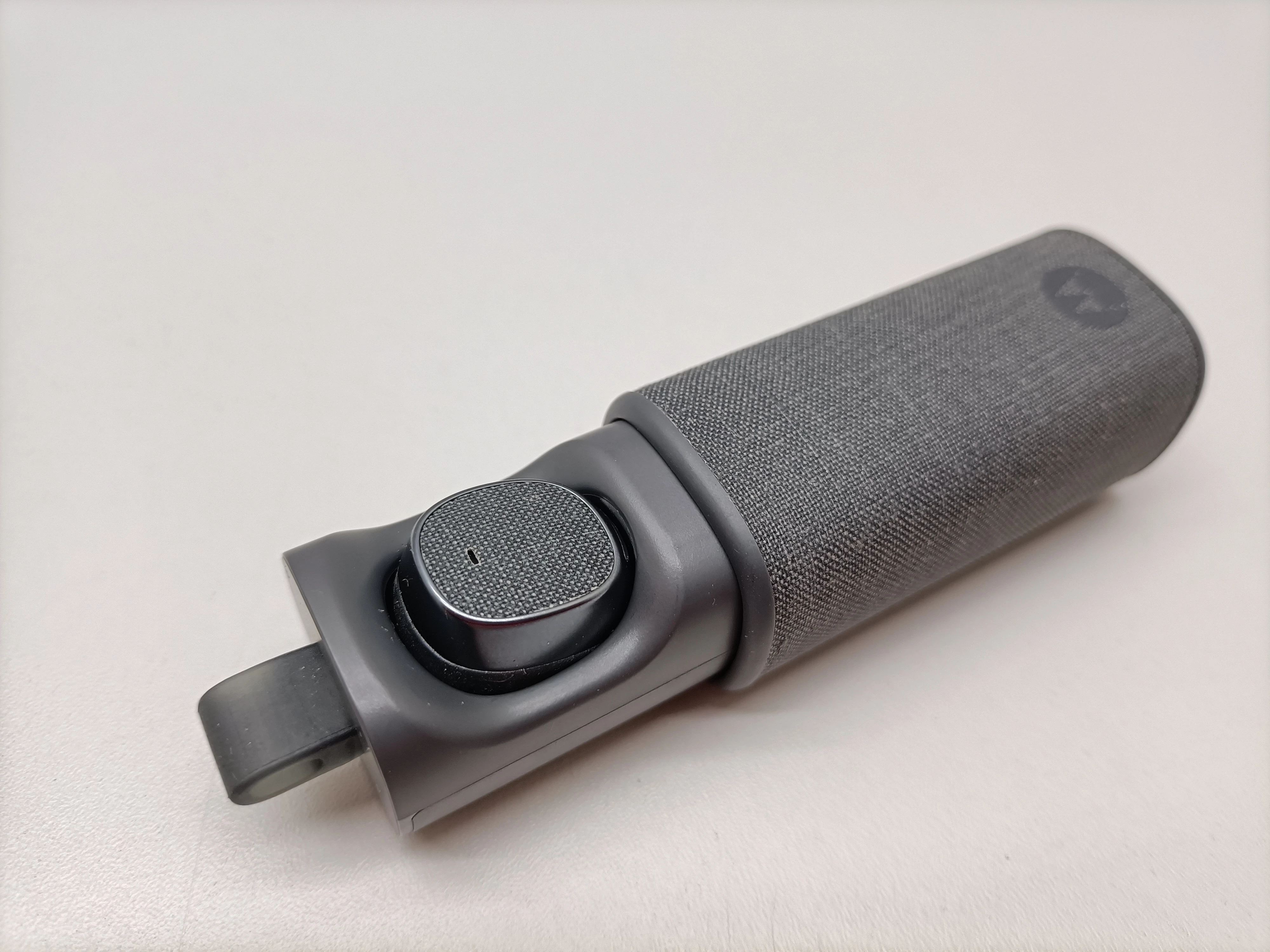 bezprzewodowa-sluchawka-motorola-moto-hint-outlet-wojanowska-13-wroclaw