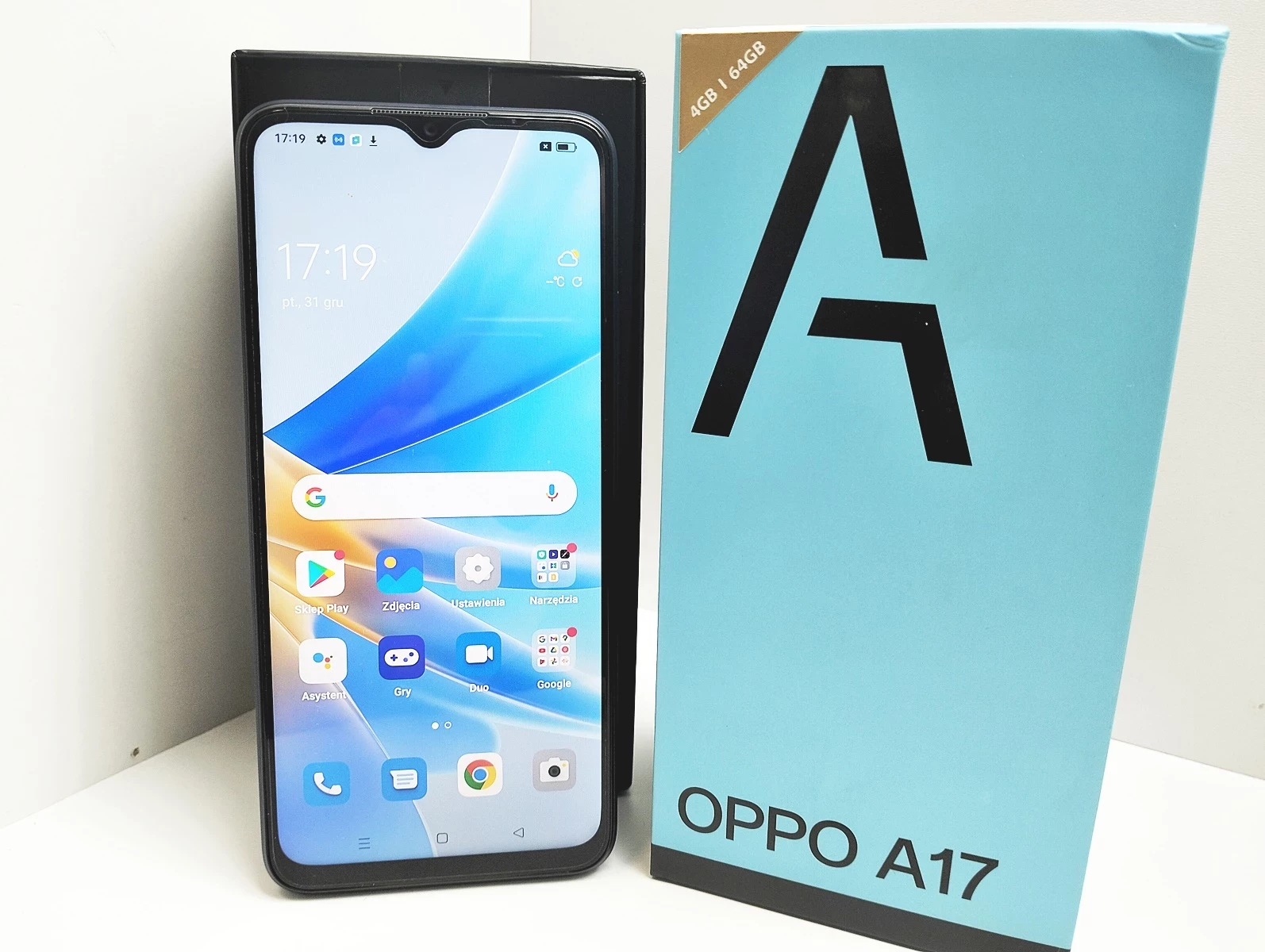 telefon-oppo-a17-jak-nowy-pamiec-ram-4-gb