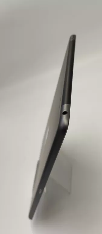 APPLE IPAD 7 15.7 MODEL MW6A2FD/A 2198 32GB WARTO