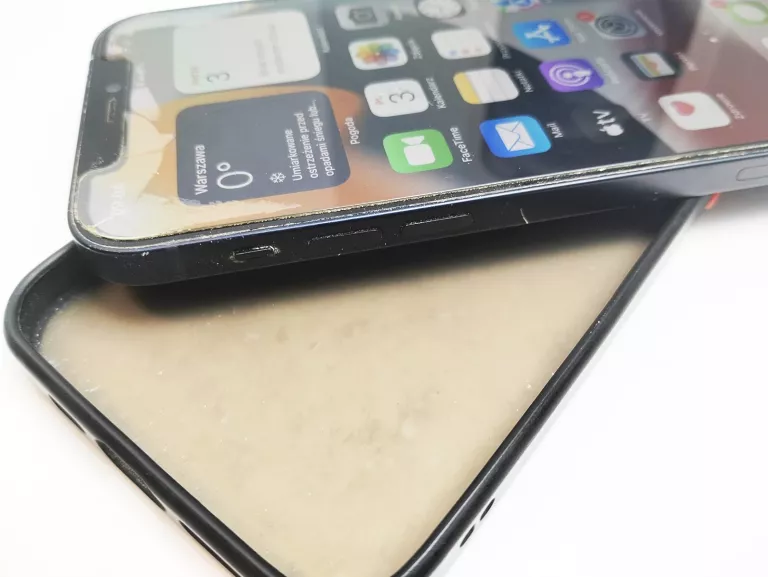 TELEFON APPLE IPHONE 12 BATERIA 91 % IOS 16.3