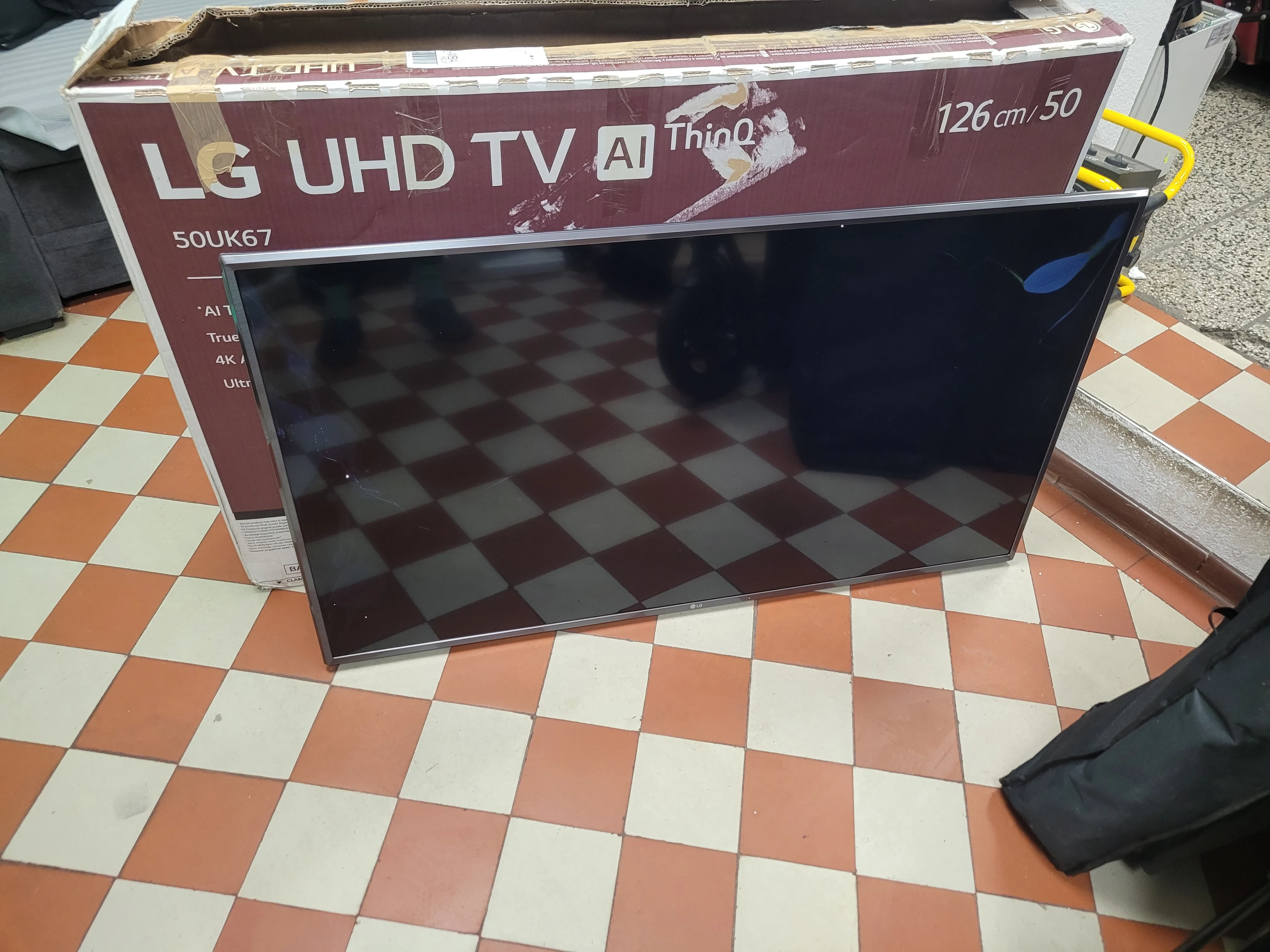 tv-lg-50uk6750pld-uszkodzona-matryca-marka-lg