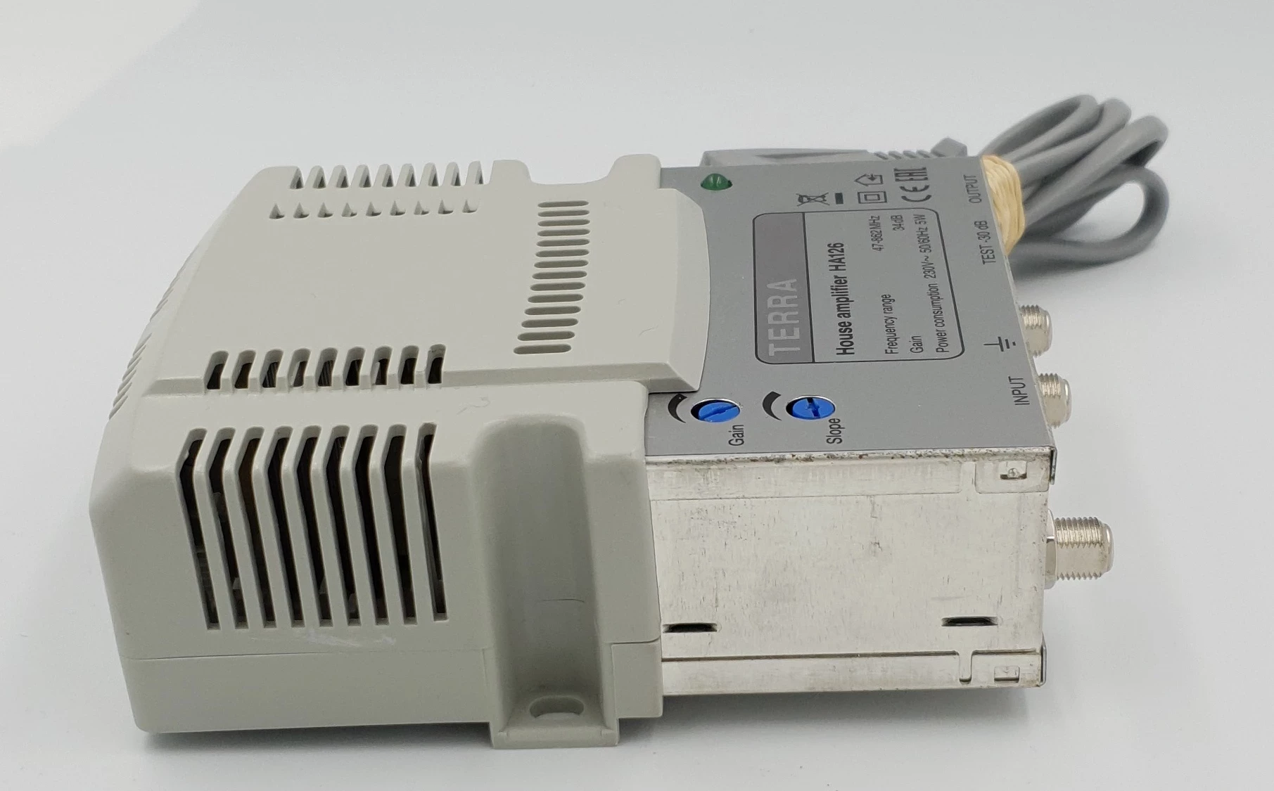 wzmacniacz-sygnalu-terra-ha126-34db-marka-terra