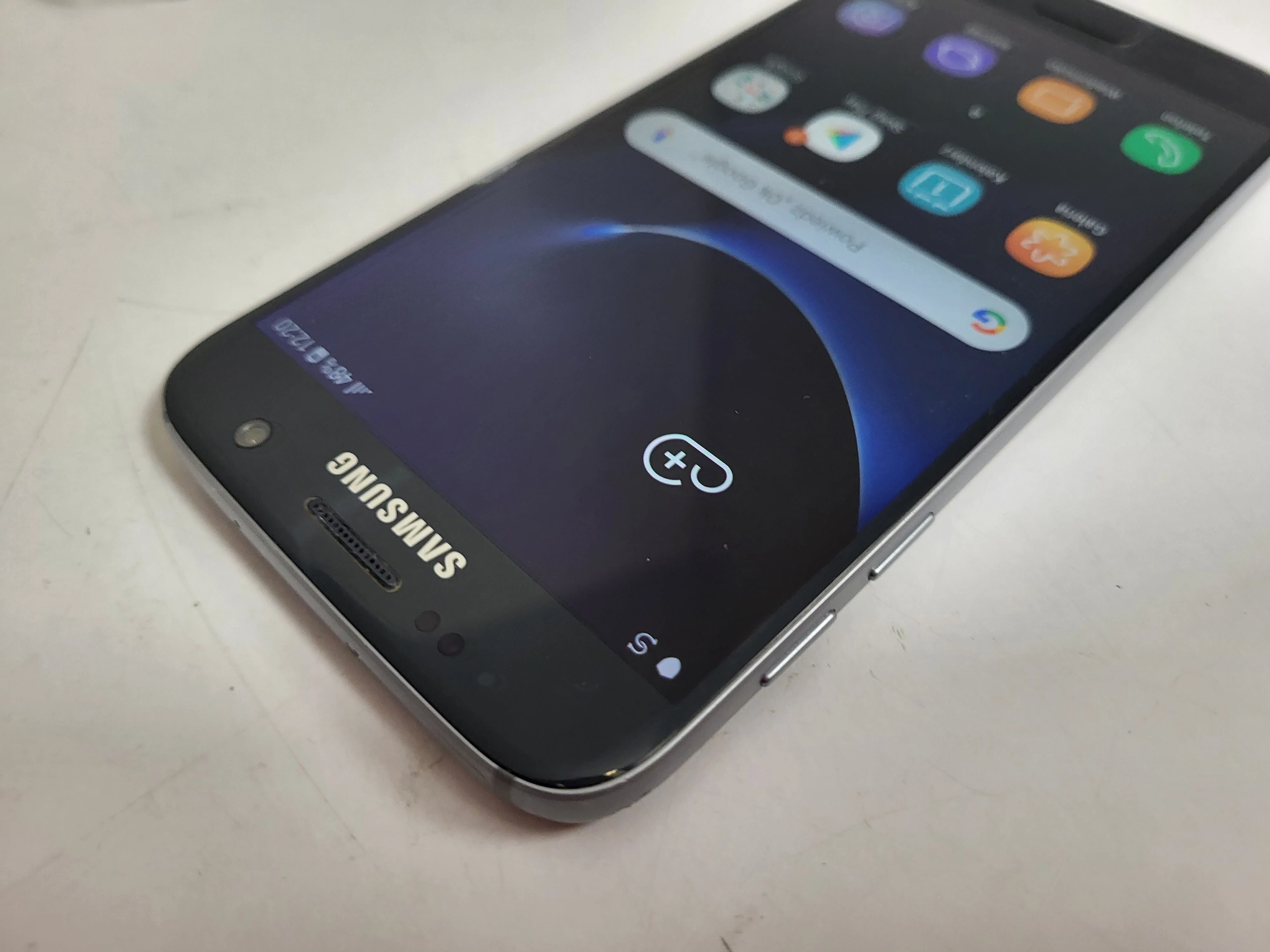 telefon-samsung-galaxy-s7-kolor-czarny