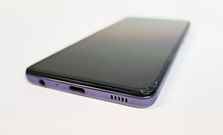 telefon-samsung-galaxy-a52-5g-opis-typ-smartfon