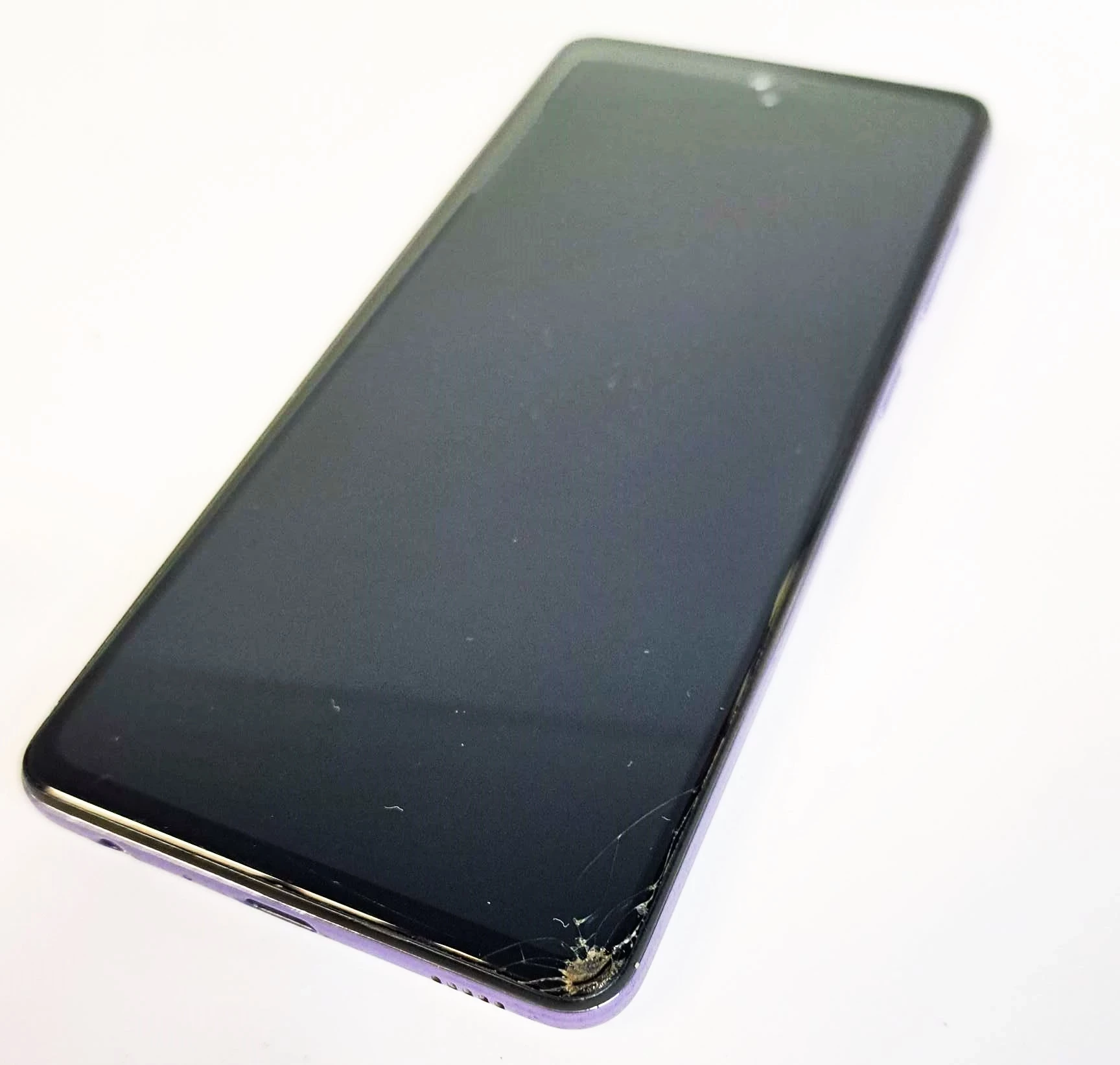 telefon-samsung-galaxy-a52-5g-opis-stan-uszkodzony