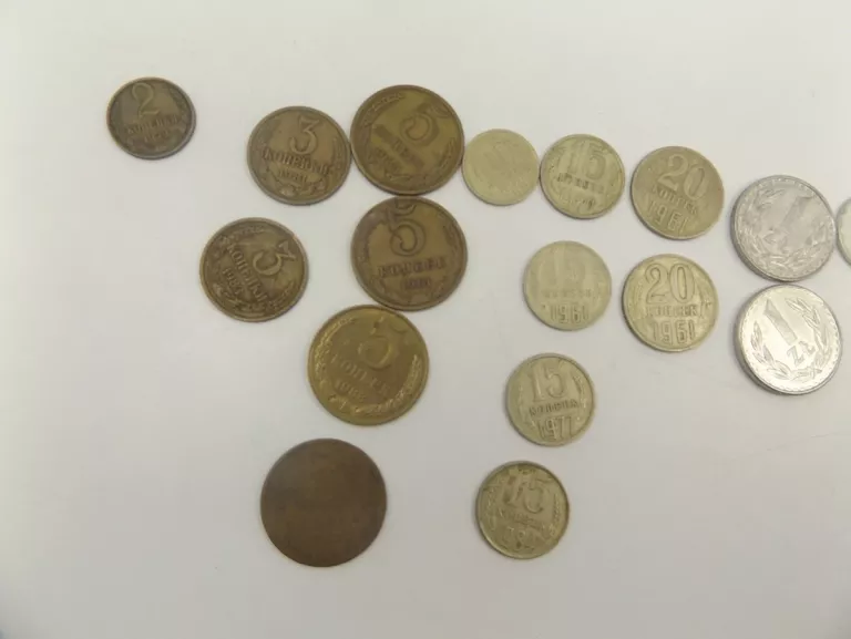 3 5 15 20 KOPIEJEK 1 5 10 20 ZŁOTYCH MONETY MIX50