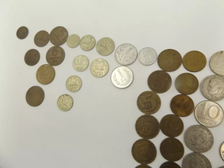 3 5 15 20 KOPIEJEK 1 5 10 20 ZŁOTYCH MONETY MIX50
