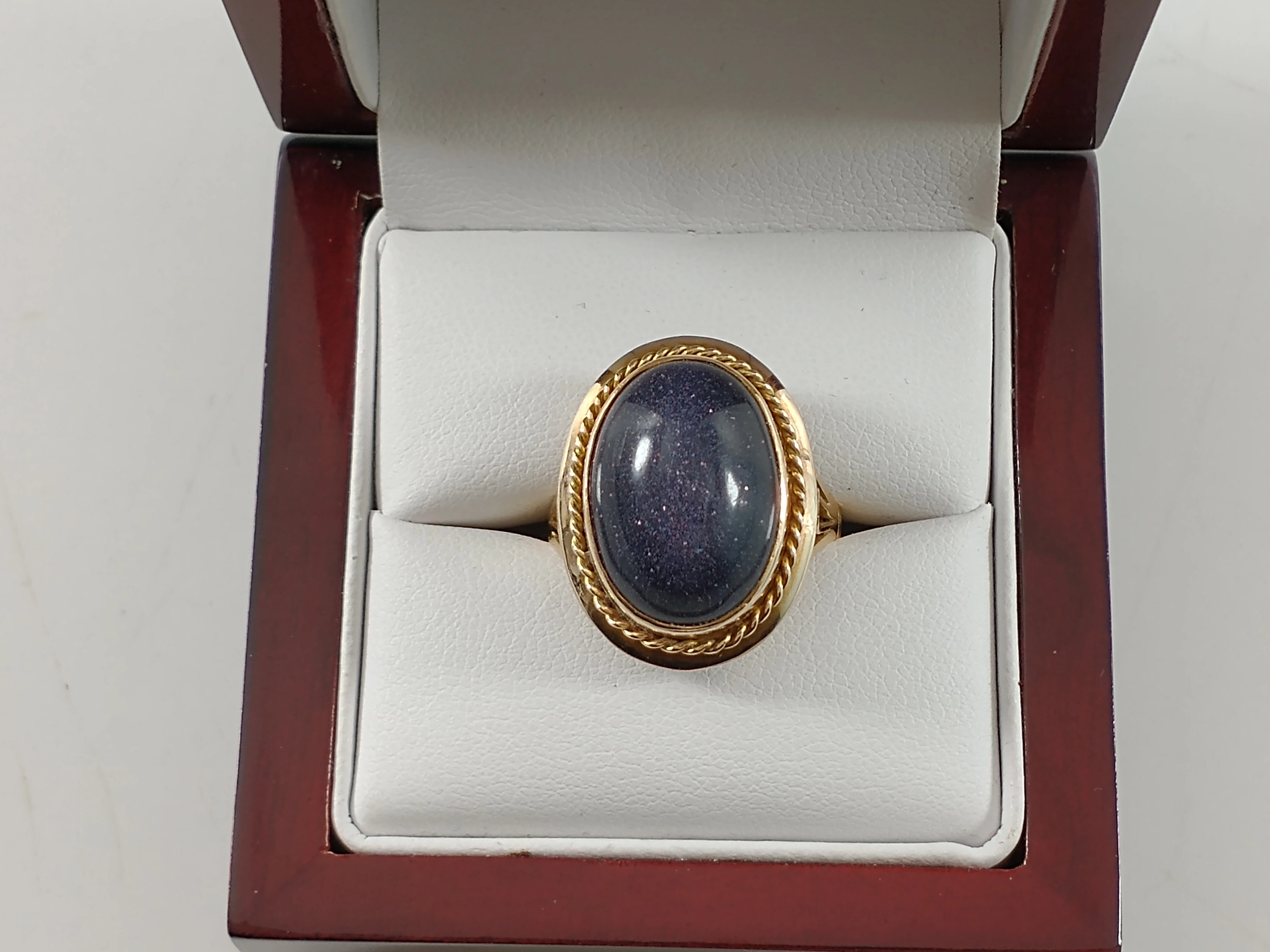 zloty-pierscionek-noc-kairu-pr585-862g-r17-stan-uzywany