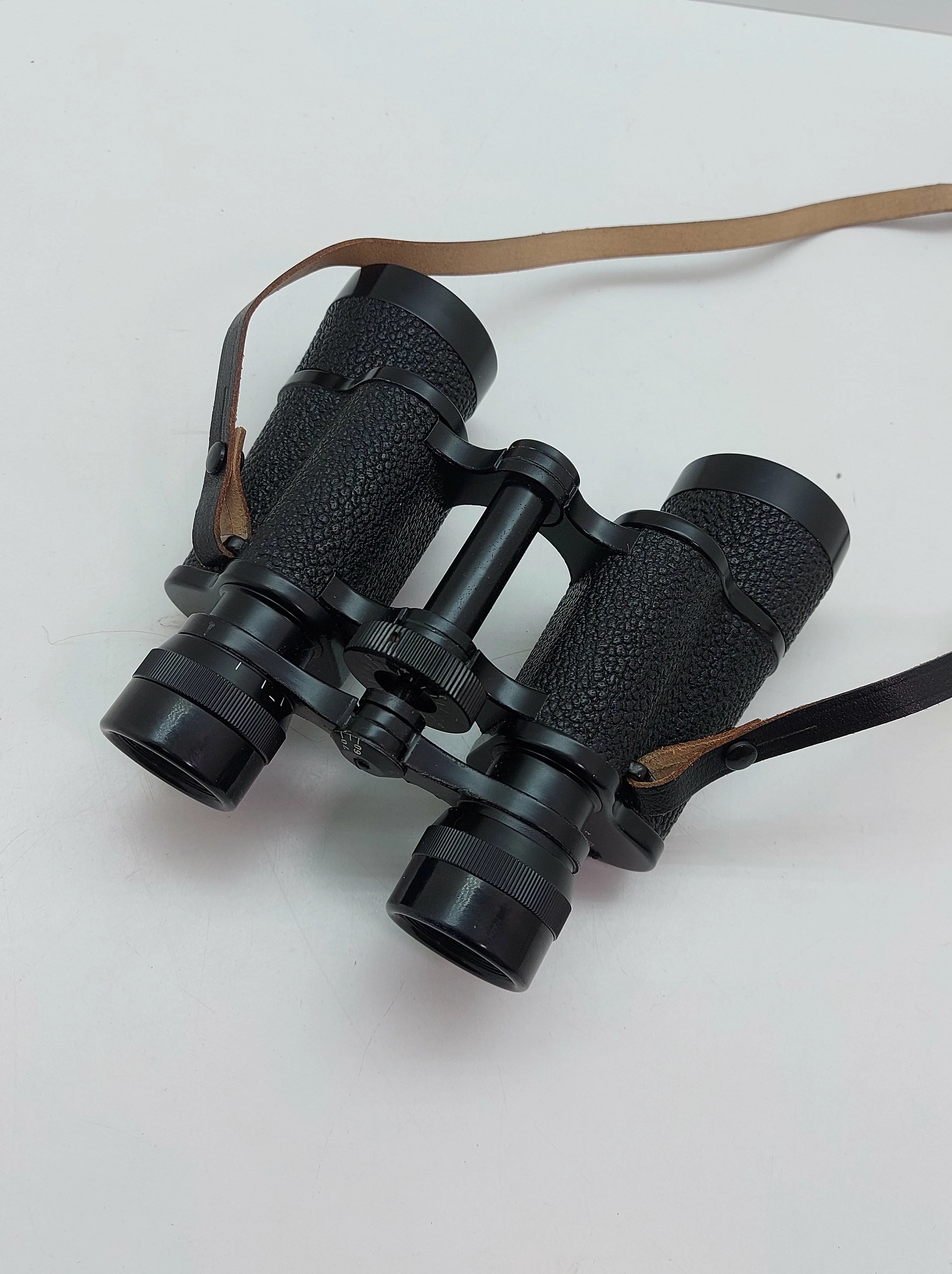 lornetka-hubertus-8x40-stan-nie-wymaga-renowacji