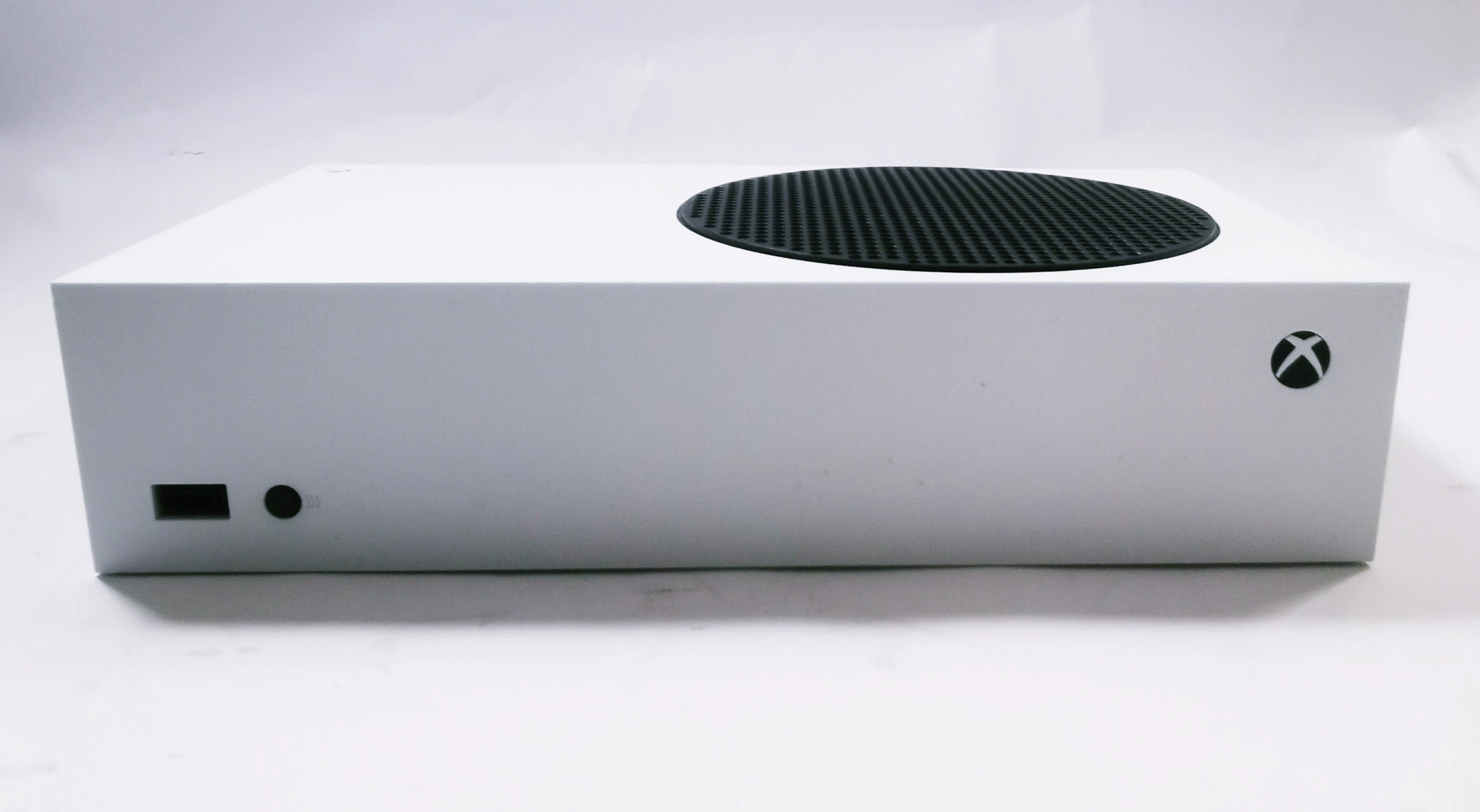 konsola-xbox-series-s-product-id-f336b593-5c84-4c6e-a590-ad81309a0402