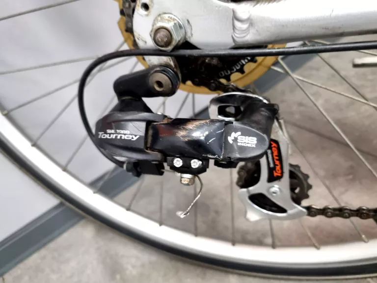 rower-szosowy-maxim-excursion-210-2028-aluminiu-stan-do-renowacji