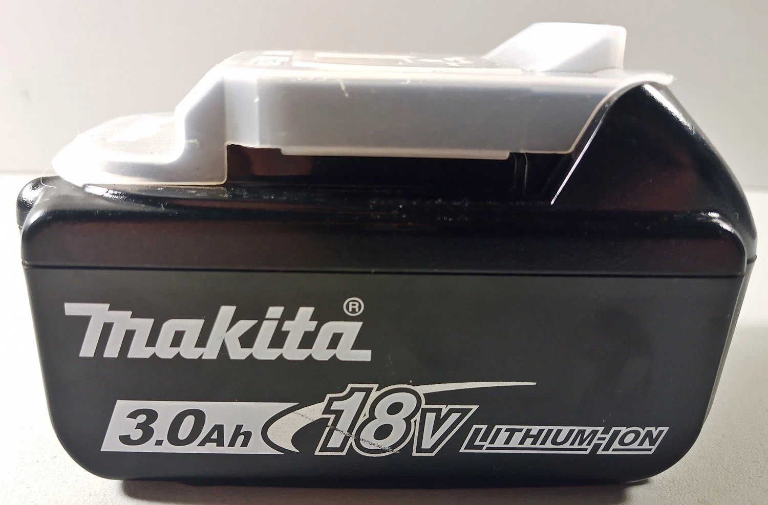 akumulator-makita-30ah-18v-obornicka-59-sj-wroclaw