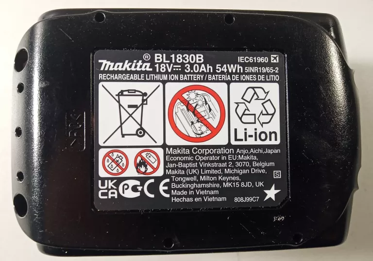 akumulator-makita-30ah-18v-ean-gtin-0088381464055