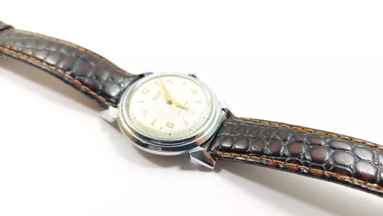 zegarek-rodina-automat-22-kamieni-typ-nareczny