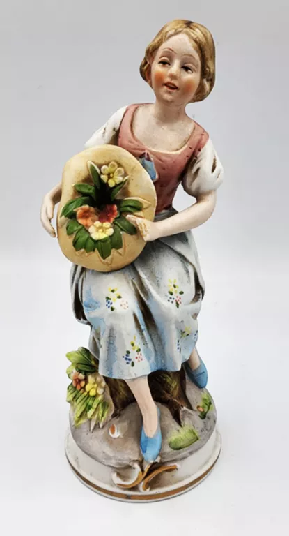 PORCELANOWE FIGURKI ANTYK