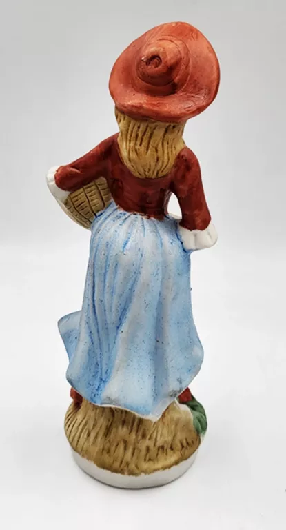 PORCELANOWE FIGURKI ANTYK