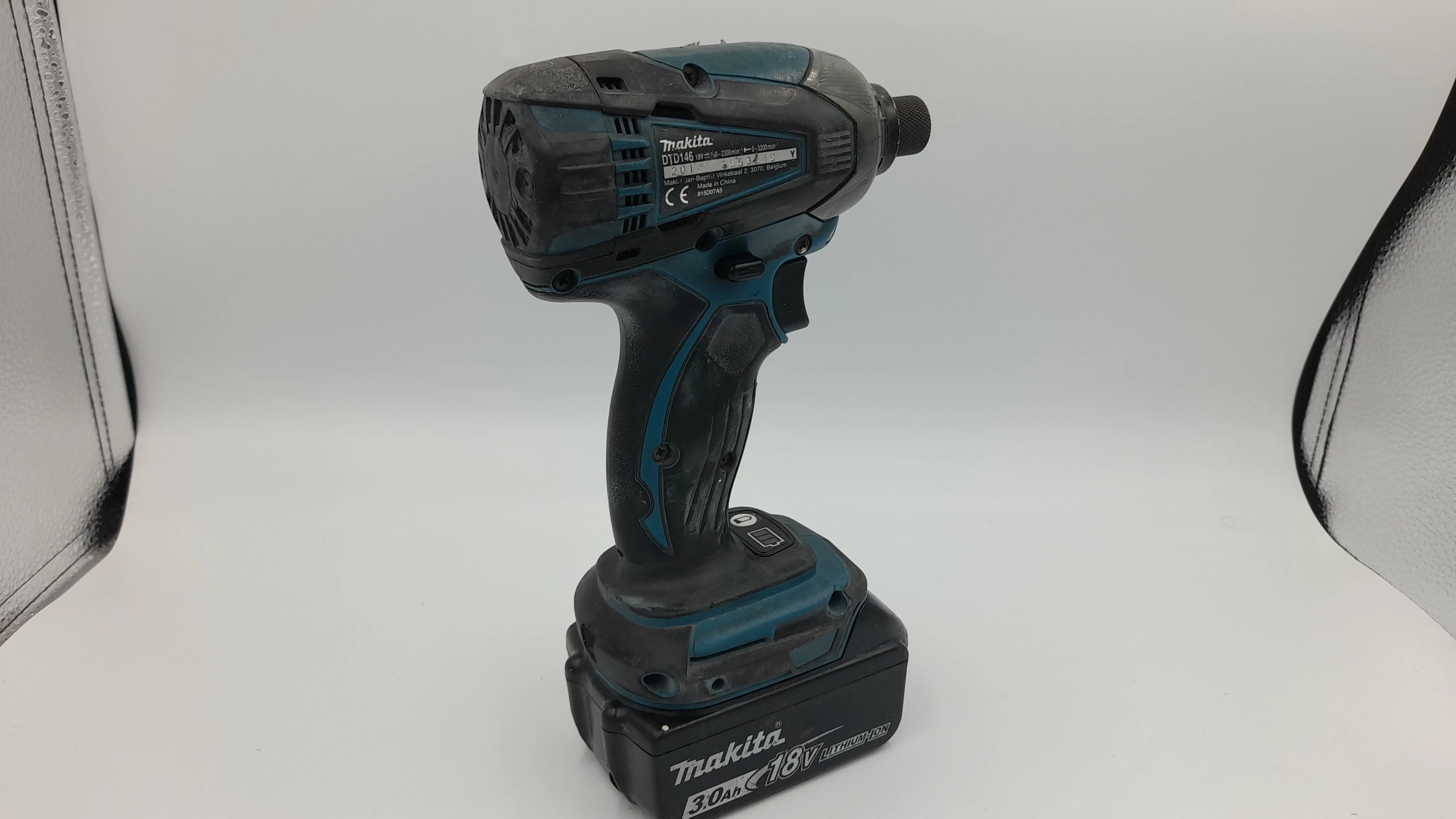 zakretarka-makita-dtd146-akumulator-10v-rodzaj-silnika-silnik-bezszczotkowy