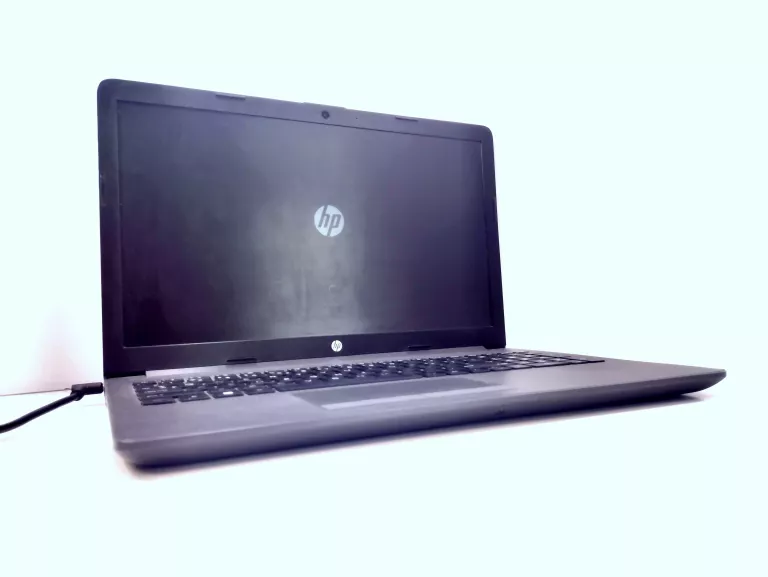 LAPTOP HP 255 G7 AMD A9-9425/8GB ZAS