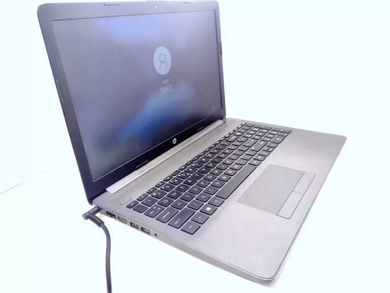 LAPTOP HP 255 G7 AMD A9-9425/8GB ZAS