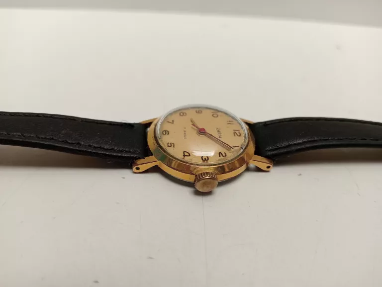 zegarek-damski-zaria-20096-pozlacany-21-jewels-typ-nareczny