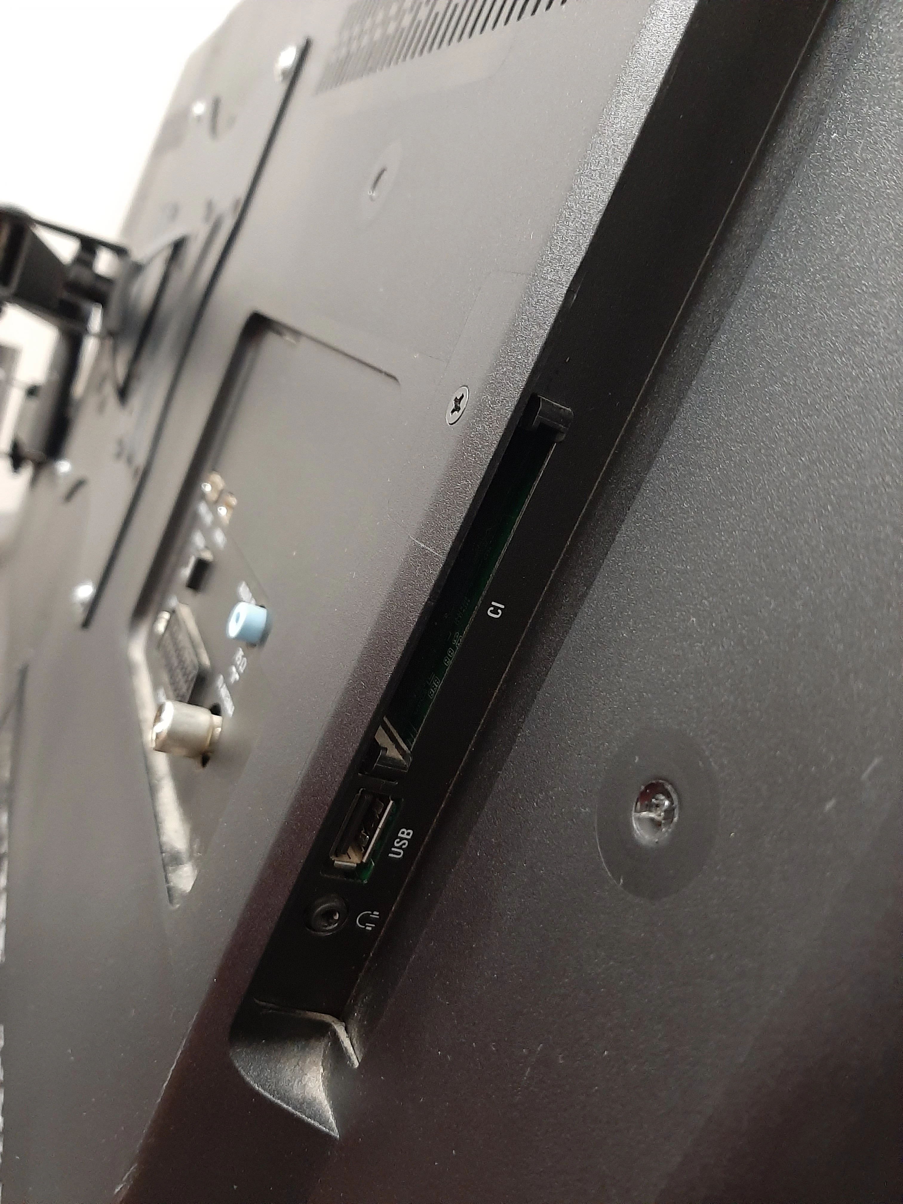 telewizor-philips-40pfh410188-zlacza-hdmi