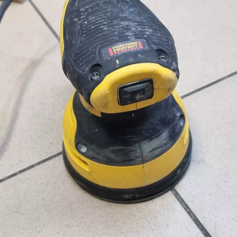 SZLIFIERKA MIMOŚRODOWA DEWALT DWE6423