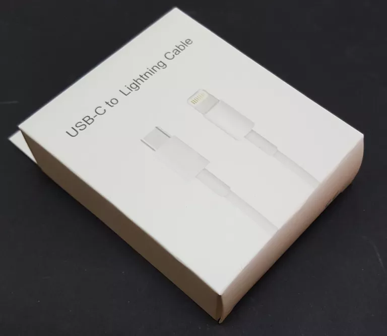 KABEL USB C - LIGHTNING