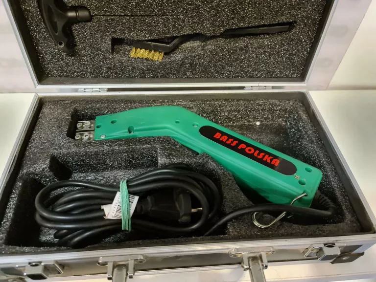 noz-do-styropianu-bass-bp-7717-maksymalna-moc-200