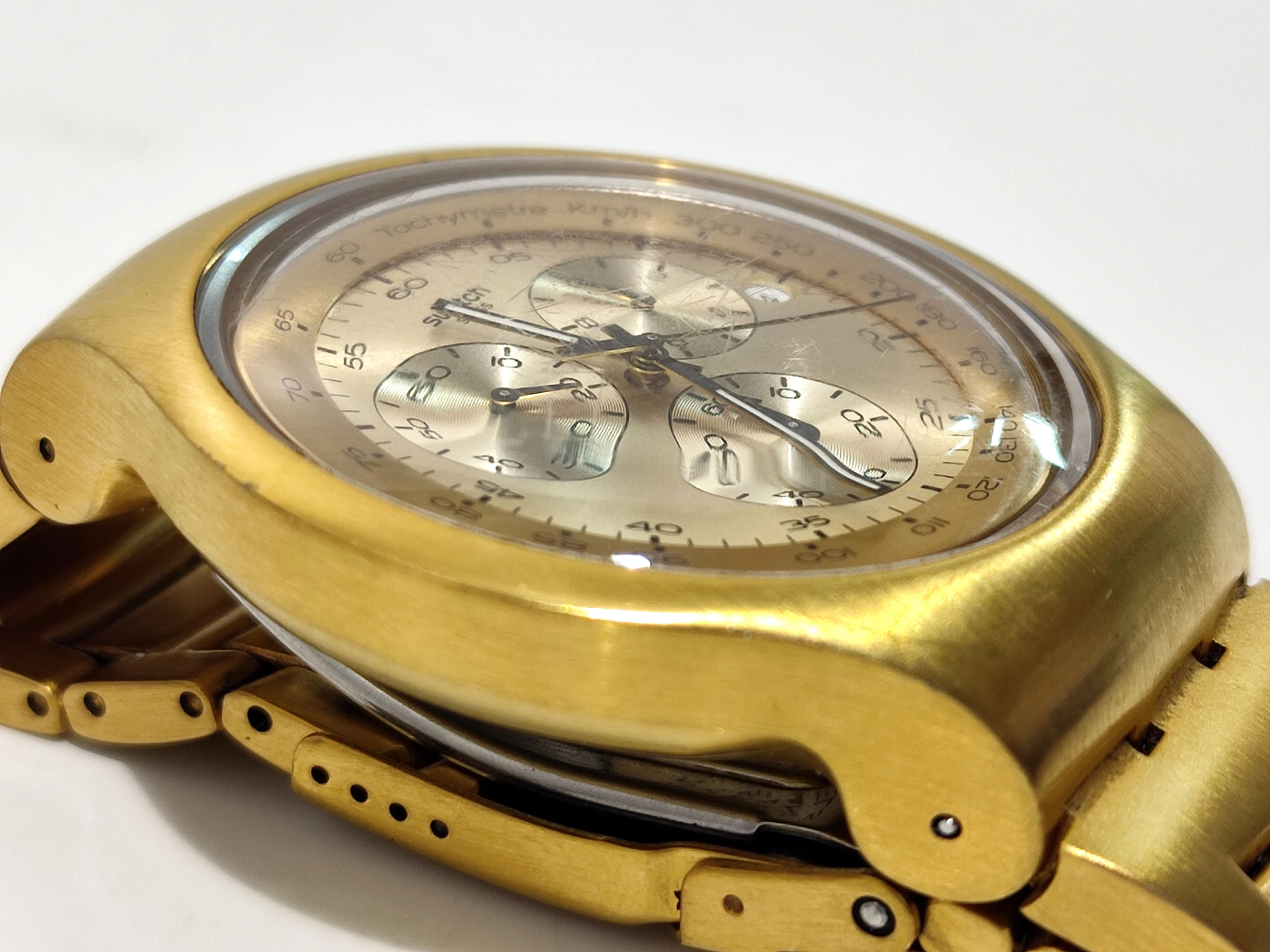 swatch-irony-sr936sw-bn-funkcje-brak