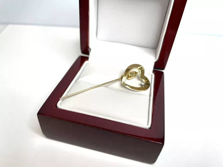 ZŁOTA BROSZKA SERDUSZKO Z DIAMENTEM / 18KT