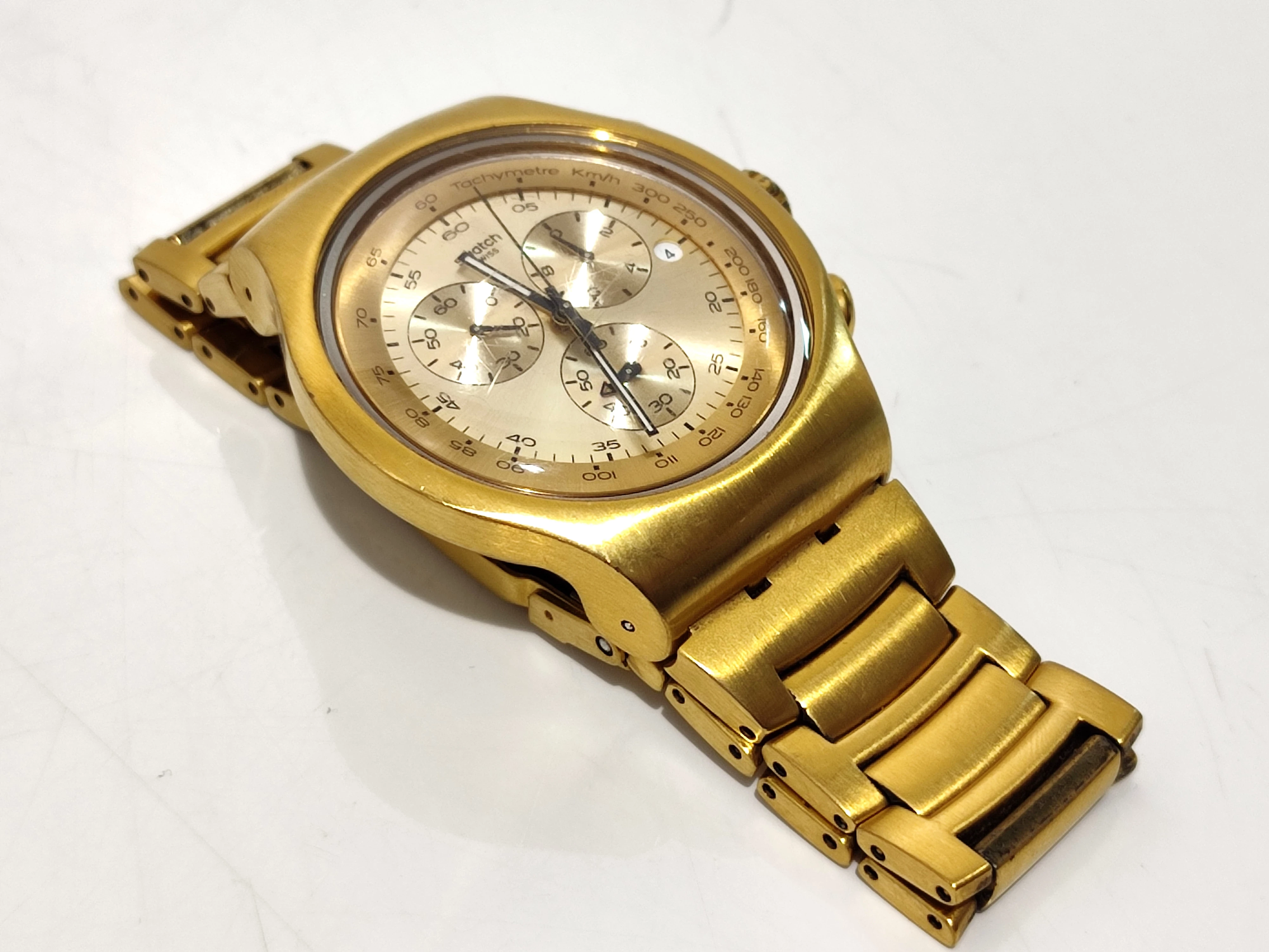 swatch-irony-sr936sw-bn-ksztalt-koperty-okragla