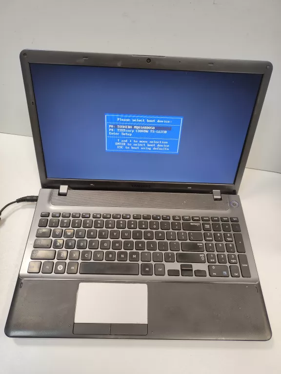 LAPTOP SAMSUNG NP350V5C 8/500 GB I5 - OPIS