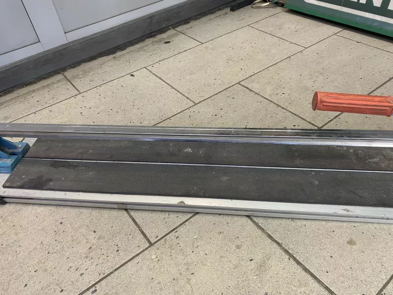 PRZECINARKA DO GLAZURY 120 CM