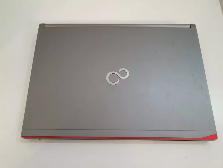 LAPTOP FUJITSU LIFEBOOK E734
