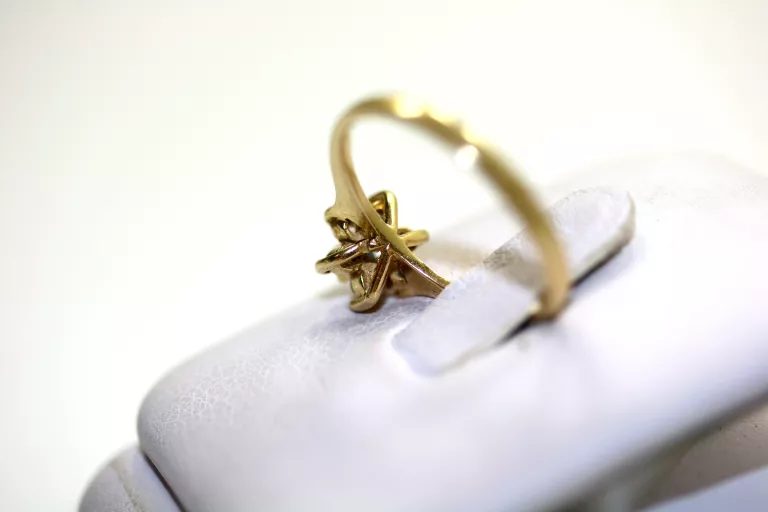 zloty-pierscionek-p585-cyrkonie-199g-r14-ean-gtin-5900025448069