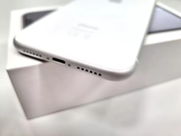 telefon-apple-iphone-xr-64gb-ideal-czytaj-opis-ean-gtin-190198776426