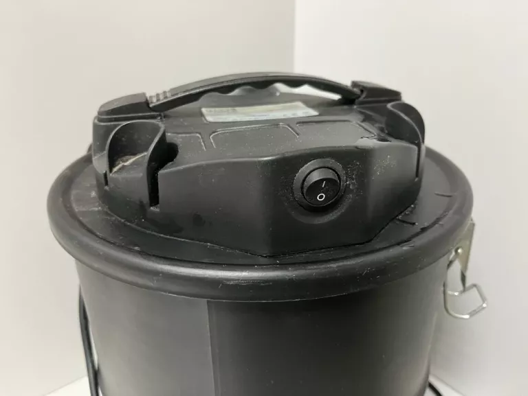 odkurzacz-kominkowy-meec-tools-009641-stan-uzywany