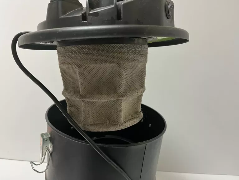 odkurzacz-kominkowy-meec-tools-009641-pojemnosc-zbiornika-15