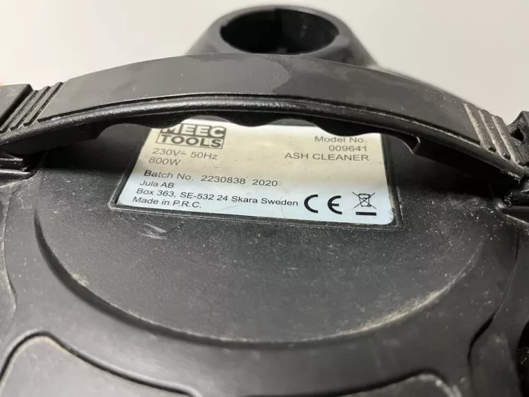 ODKURZACZ KOMINKOWY MEEC TOOLS 009641