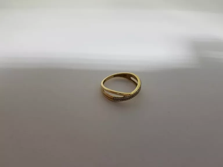 pierscionek-z-diamentam-roz12qi-162g-cechy-brak