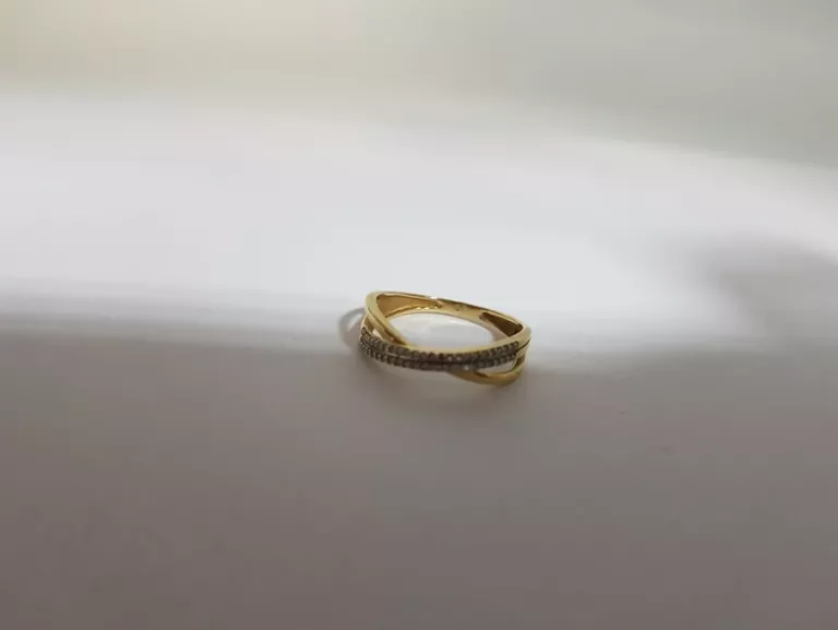 PIERŚCIONEK Z DIAMENTAM ROZ:12QI 1,62G
