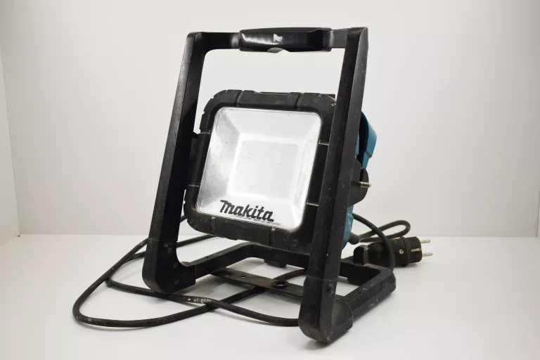 LAMPA BUDOWLANA MAKITA DLM805