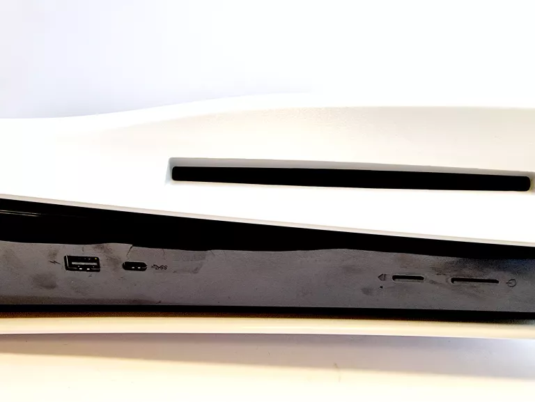 KONSOLA PS5 1TB + 2PADY + OKABLOWANIE