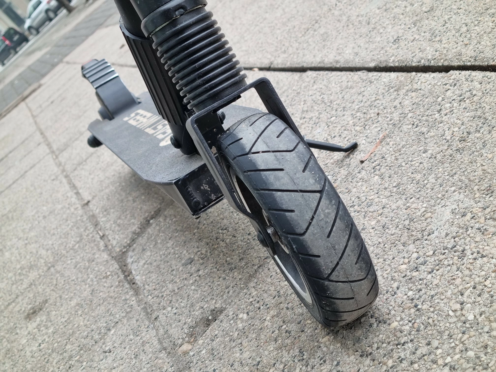 hulajnoga-elektryczna-fast-wheels-zab0020-predkosc-maksymalna-15