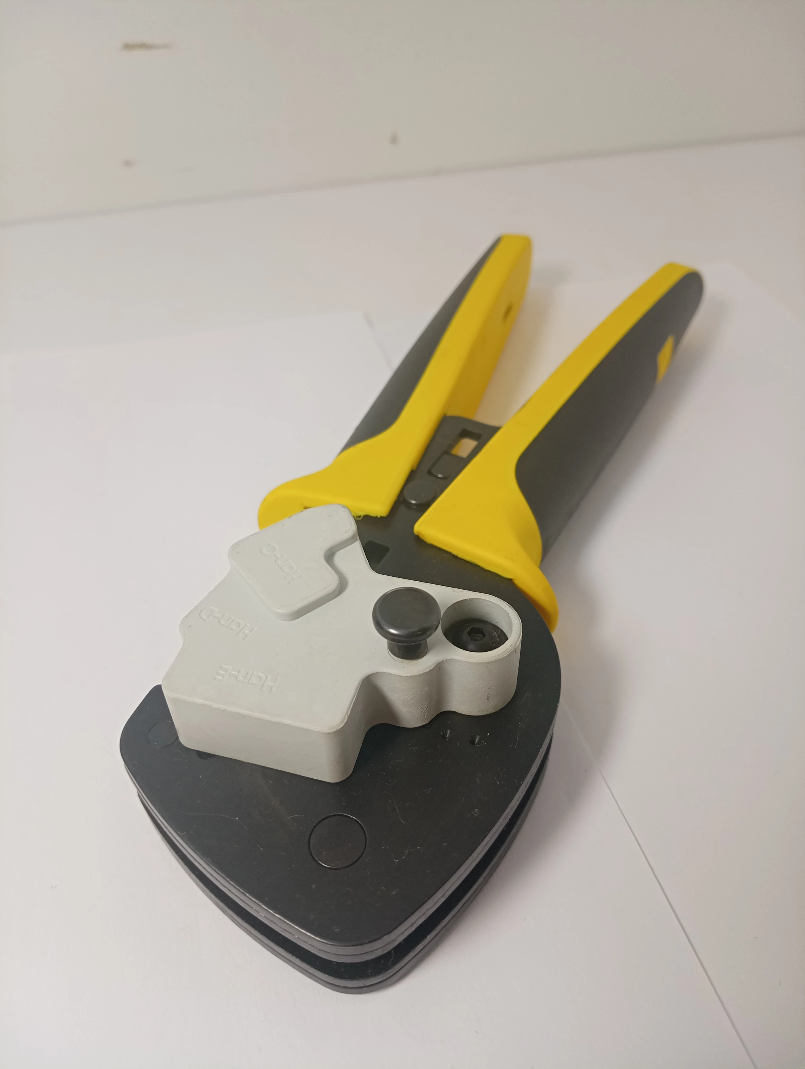 zaciskarka-harting-09-99-000-0110-ean-gtin-5901477121593