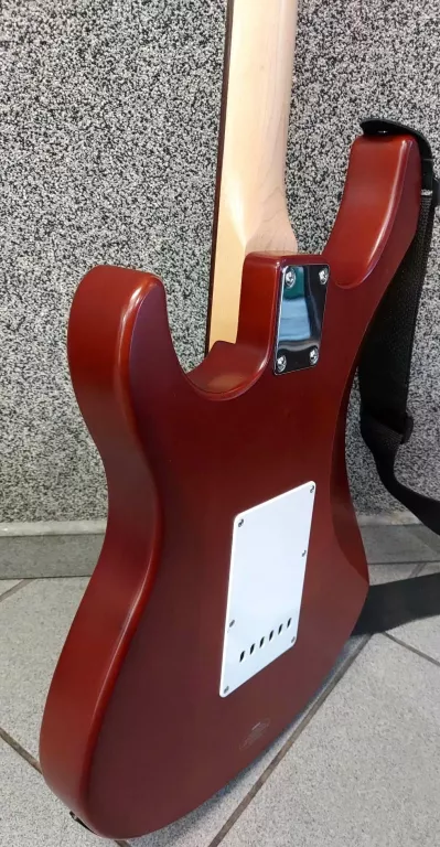 GITARA YAMAHA PACIFICA 112 + FUTERAŁ