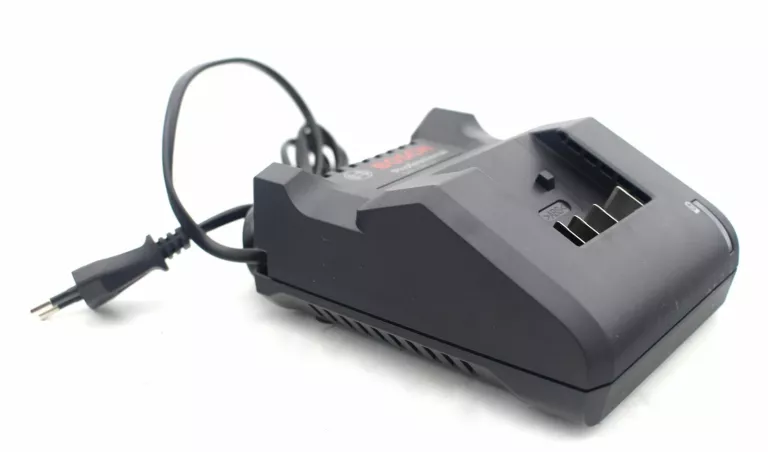 WKRĘTARKA BOSCH GSR 18V-60 C ŁADOWARKA AKUMULATOR