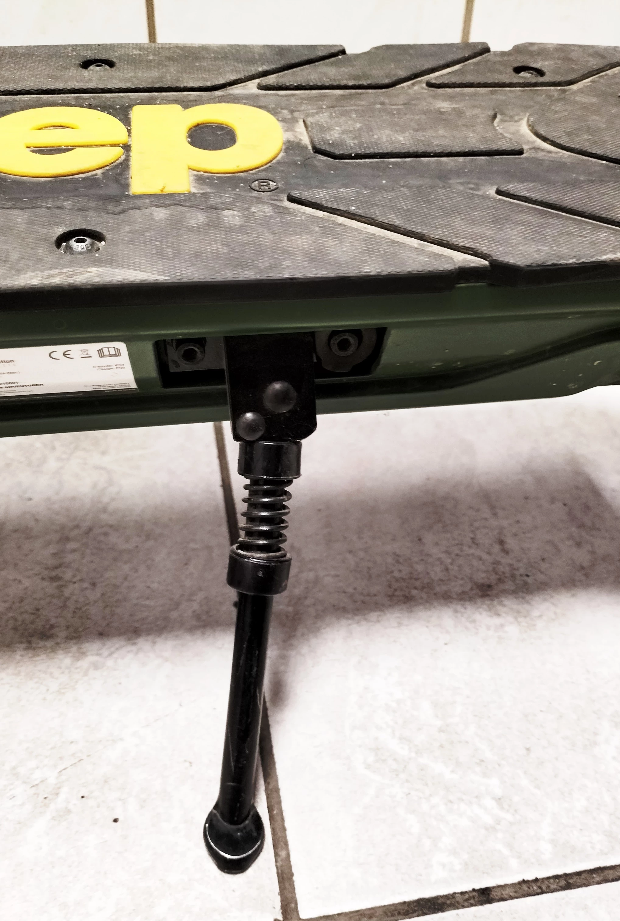 hulajnoga-elektryczna-jeep-2xe-ean-gtin-8052679458677